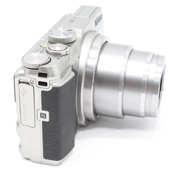 Nikon COOLPIX S9900 シルバー Nikon COOLPIX S9900 16MP Digital Camera W. 30x Zoom Lens
