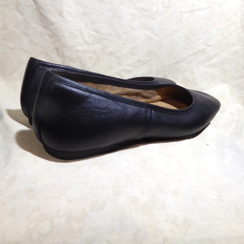 🩰 Vionic Cushioned Ballet Flats sz 8 M Black Leather; Removable Comfort Insoles - Image 4 of 4