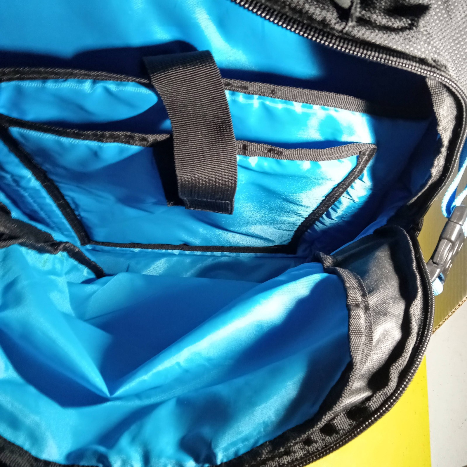 Backpack-Very Large-Padded Shoulder Straps-19inx1… - image 14