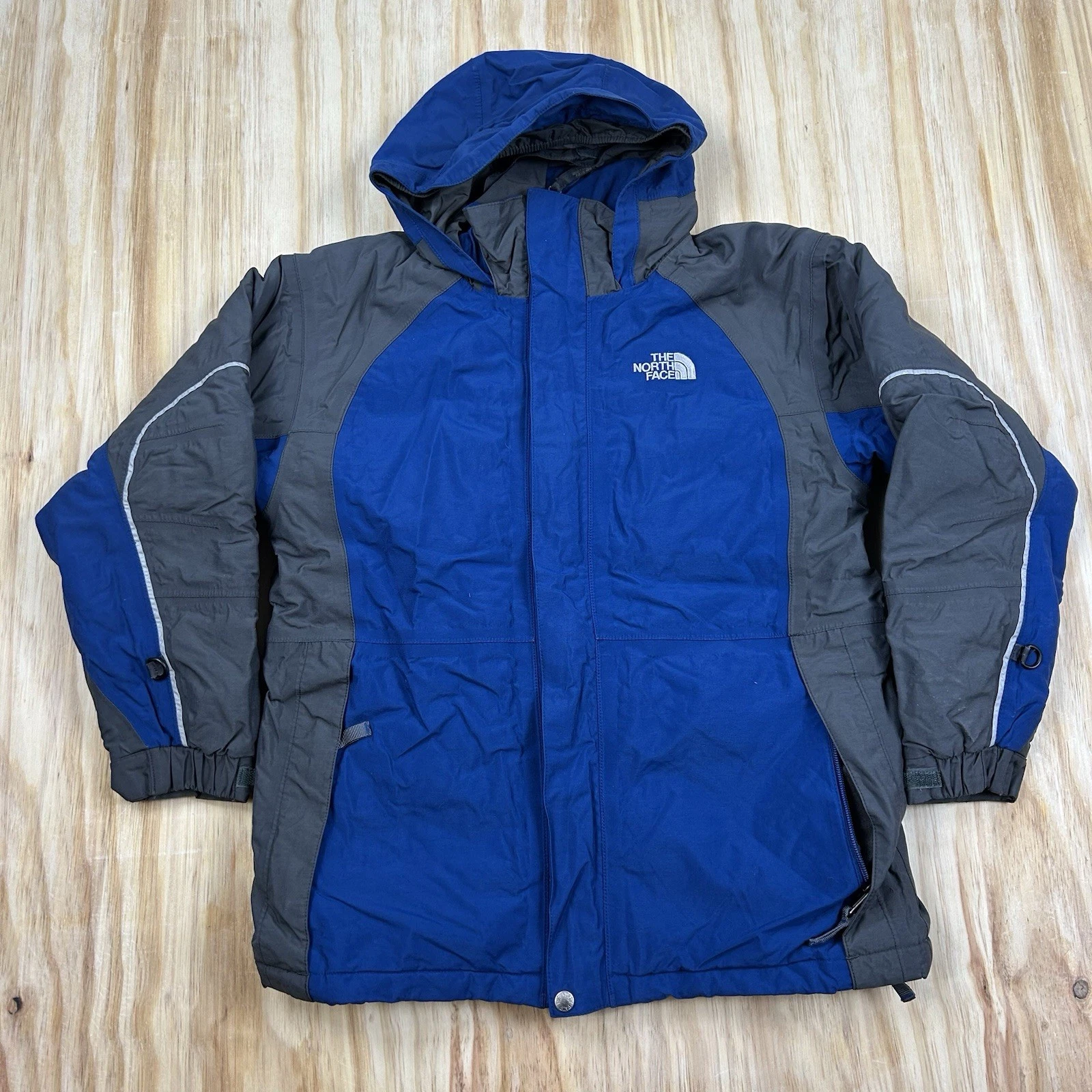 The North Face Waterproof Breathable Jacket Boys Size Large Blue Future light