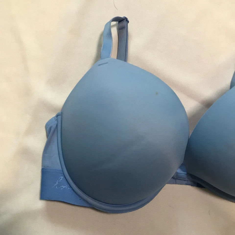 Sujetador Victoria's Secret ROSA Super Push Up Azul Claro Rosa Interior Talla 36DD Foto 2 de 4