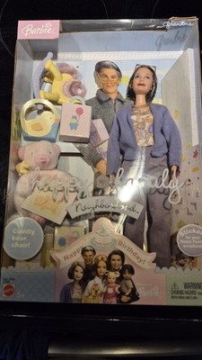 Happy Family Neighborhood Grandma Barbie doll Mattel B7690 NRFB New  