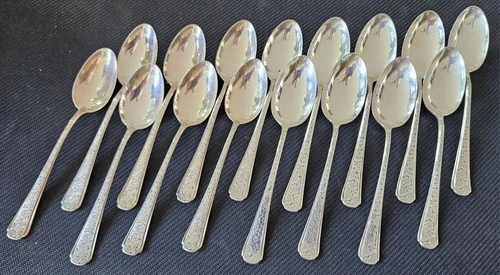 Lot 16 Towle Sterling Silver Teaspoons 387 Grams