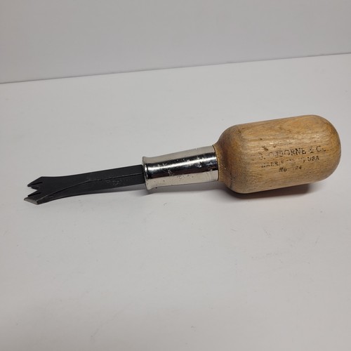 C.S. Osborne 124 Staple & Tack Remover