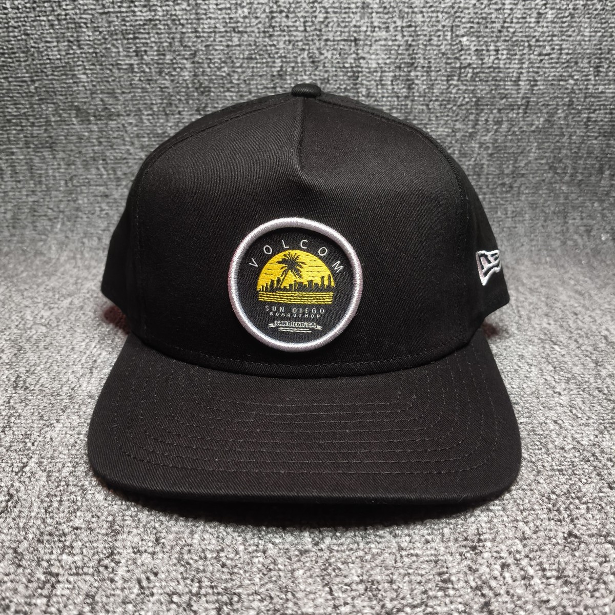 New Era x Volcom Sun Diego Surf Shop 9FIFTY Snapback Hat Cap Black
