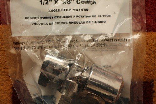 SharkBite EvoPEX Push to Connect 1/2 Zoll Druck x 3/8 Zoll Druckwinkelanschlag - Bild 3 von 6