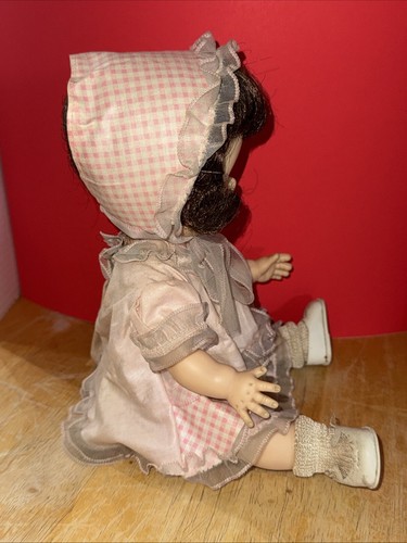 Vogue Brown Hair Ginny Baby Doll Brown Sleepy Eye 12" Original Dress Bonnet - Picture 5 of 17