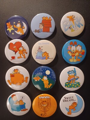 Garfield - 2 1/4 Inch Buttons - Set of 12