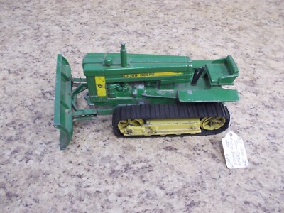 【JOHN DEERE】トラクター、レトロ、 JOHN DEERE ジョンディア トラクター アンティーク ヴィンテージ