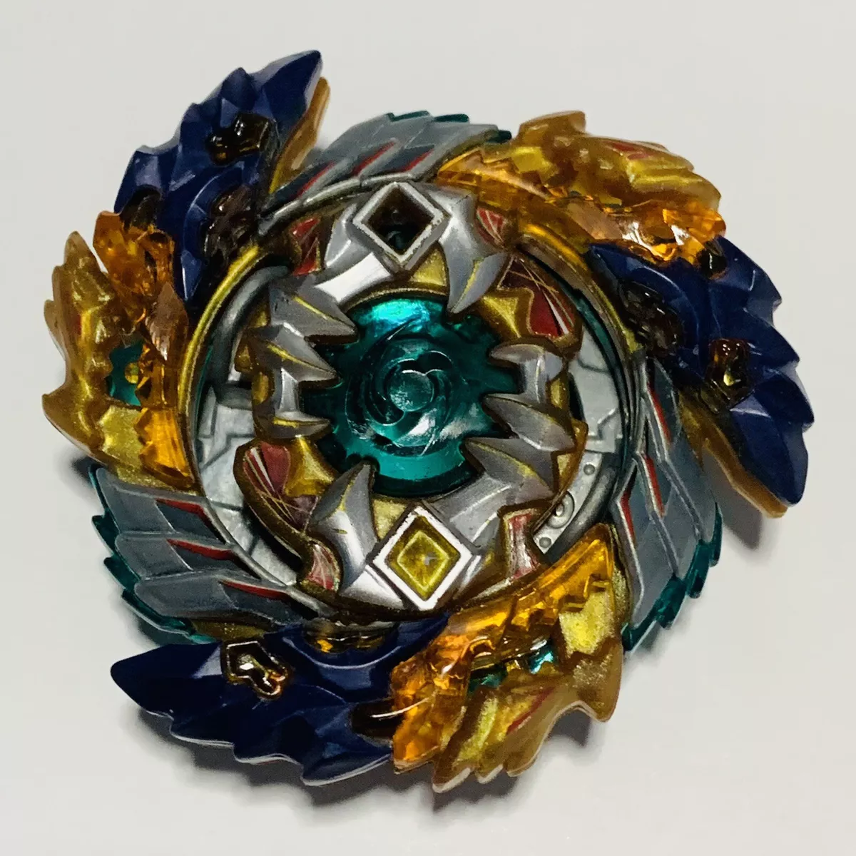 Codigos beyblade burst fafnir