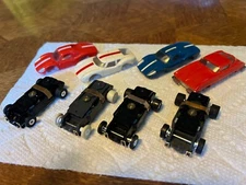 ho slot car bodies+chassis-4 Aurora bodies+4 playing mantis chassis-J5