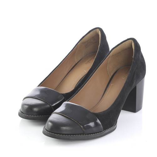 clarks black pumps sale