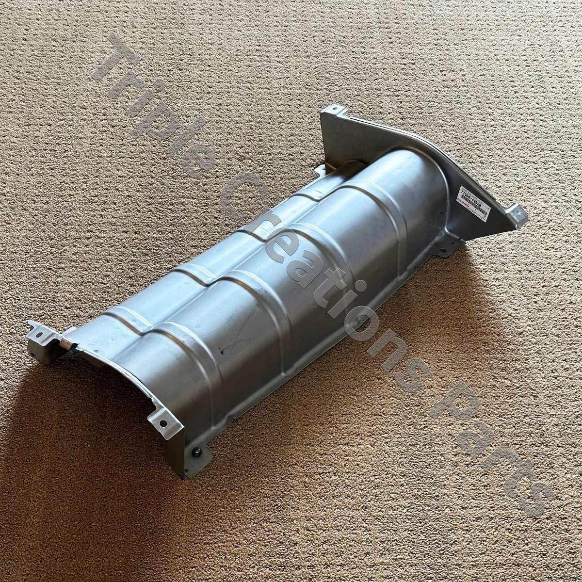 その他 taka-san TOYOTA GENUINE 77606-42020 CASE SUB-ASSY, FUEL TANK COVER