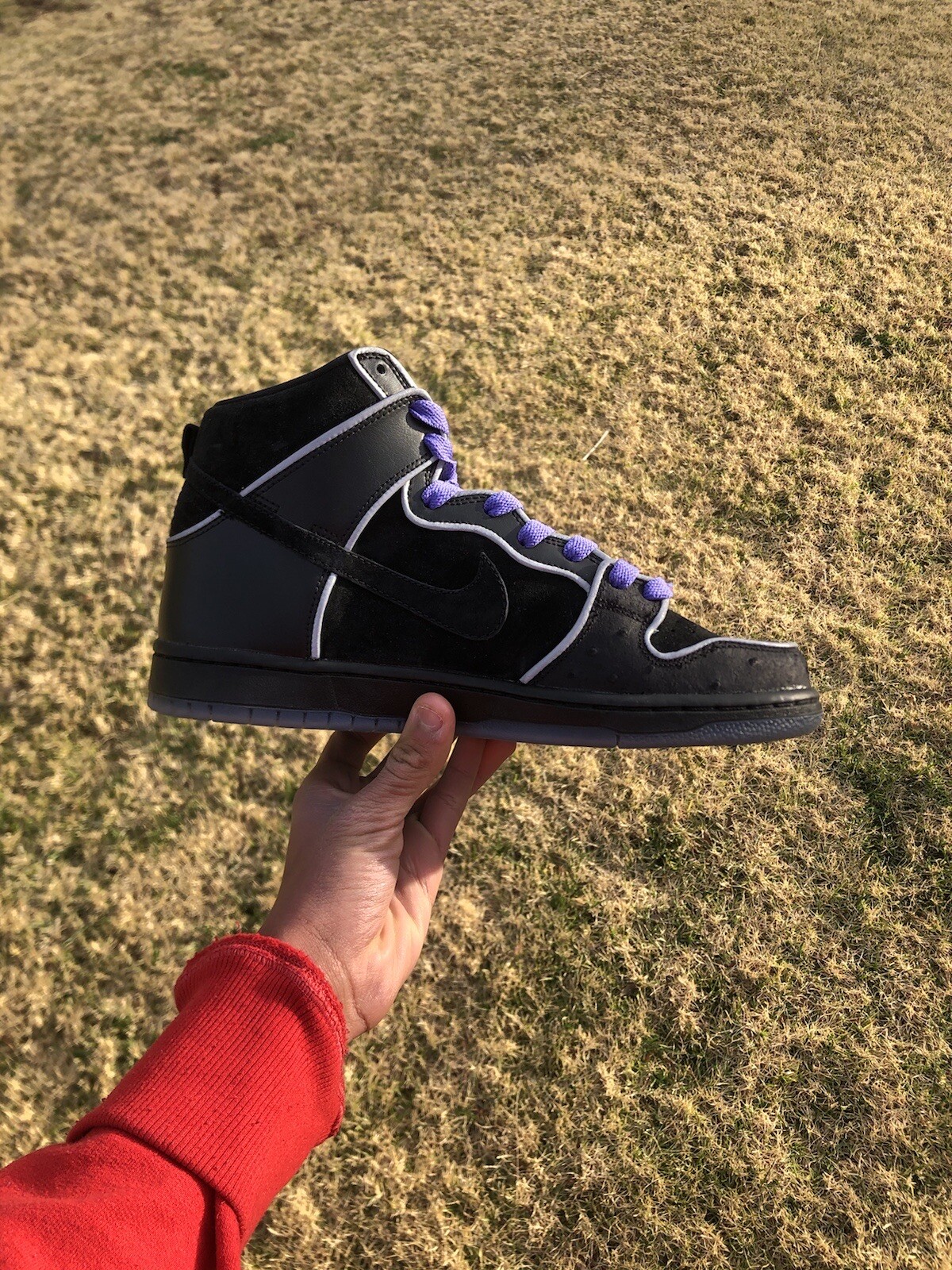 nike dunk sb high black purple box