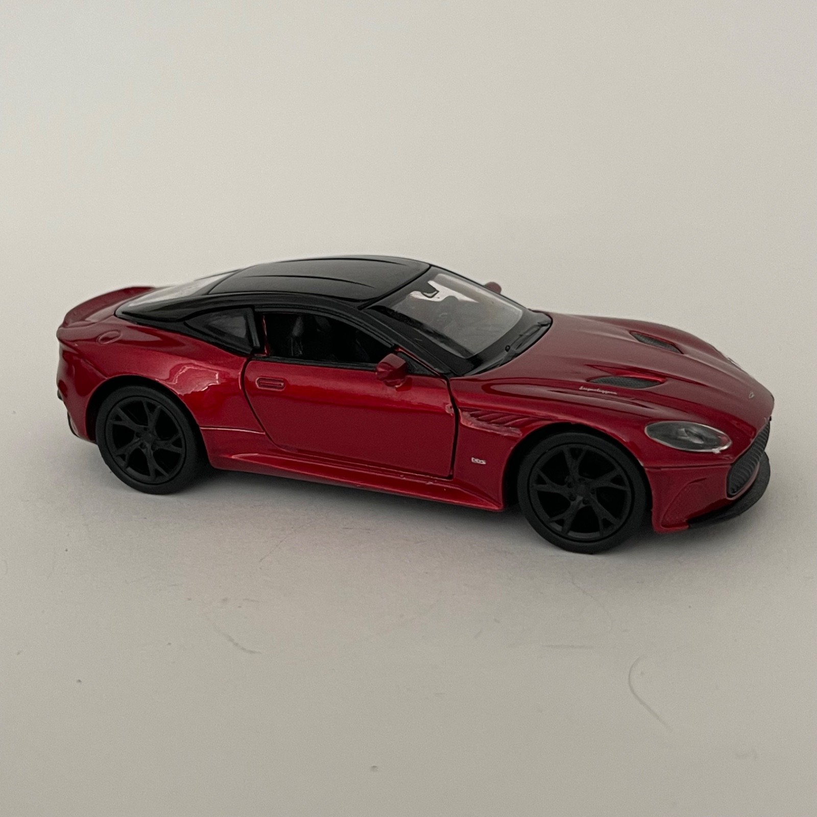 Picture 1 of 4