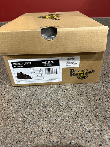 Doc Martens womens 8 Dunnet Flower Kelp Brown New in Box