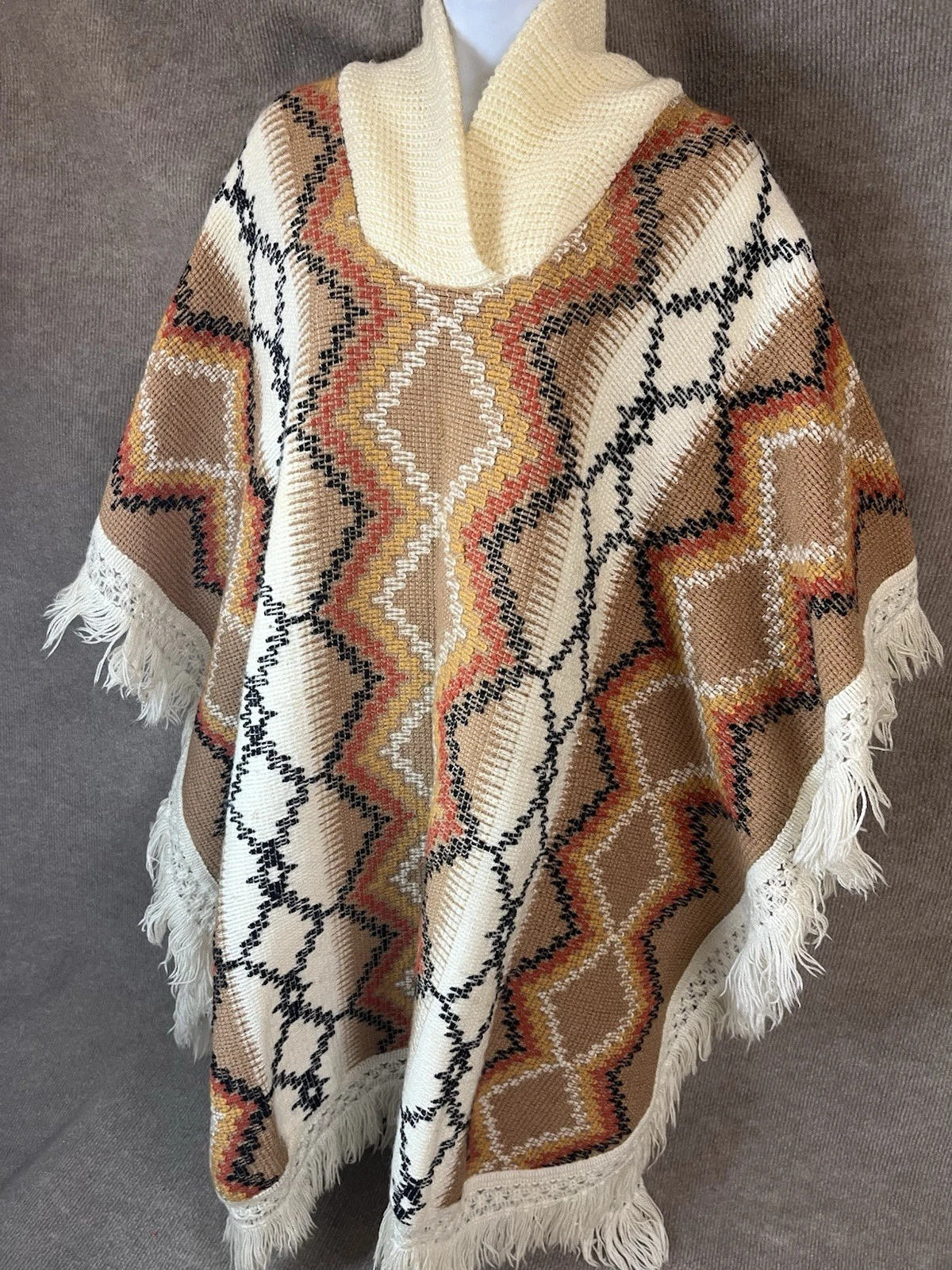 Womens Sweater Blanket Poncho Cape Jacket Fringe Aztec Ethnic Western 70s Retro
Opens in a new windo