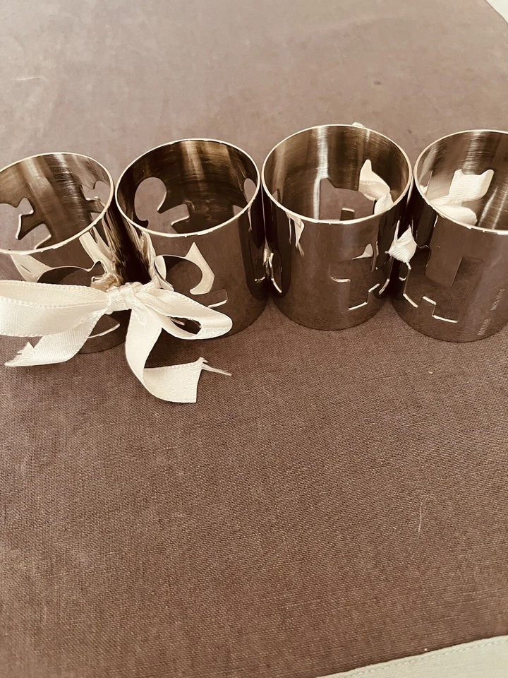 Quattro Portatovaglioli GIROTONDO ALESSI Acciaio Inossidabile - Immagine 3 di 4