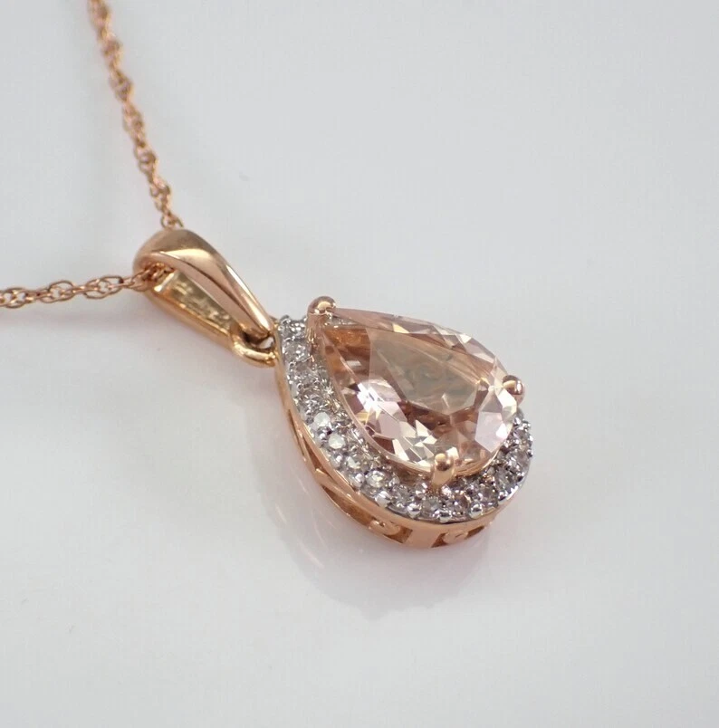 Colgante con dije de lágrima de morganita natural corte pera de 2 quilates enchapado en oro rosa de 14 quilates de 18" Foto 2 de 4