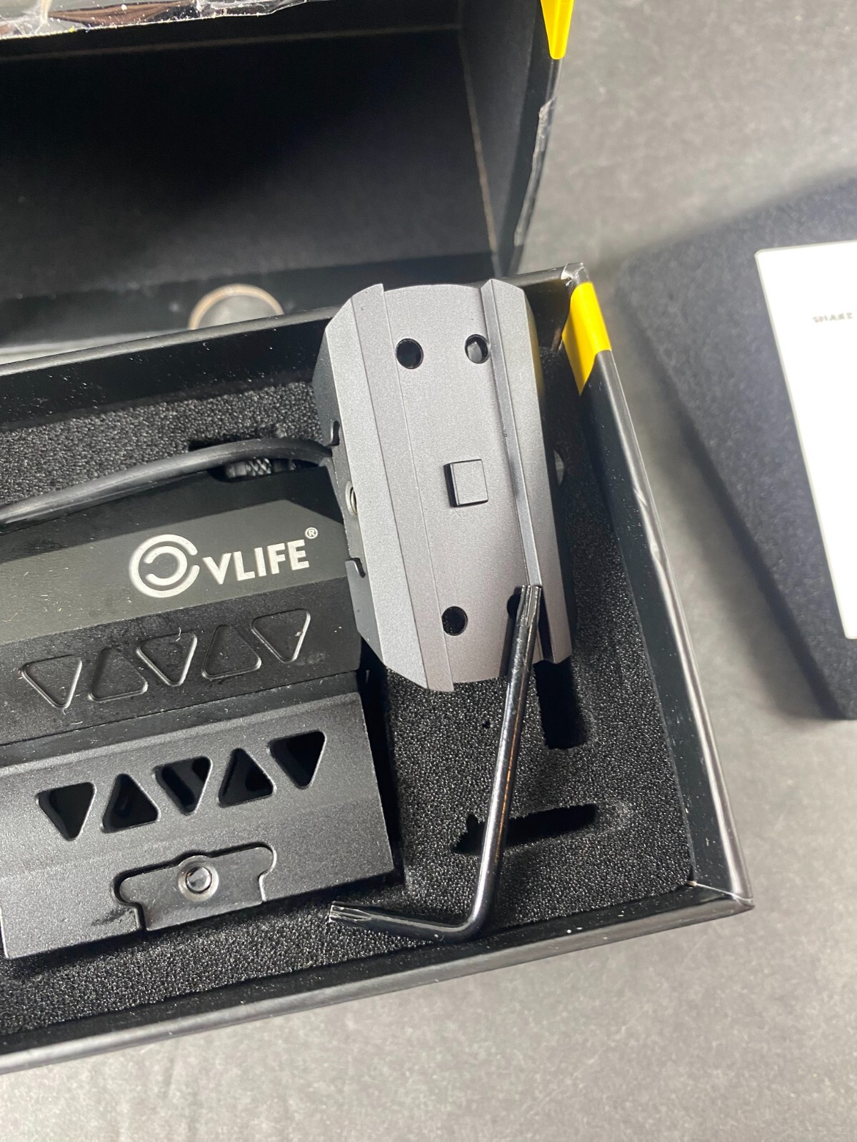 CVLIFE JackalHowl 1x20mm Red Dot Sight, 2MOA, Motion Awake, Co-Witness Riser