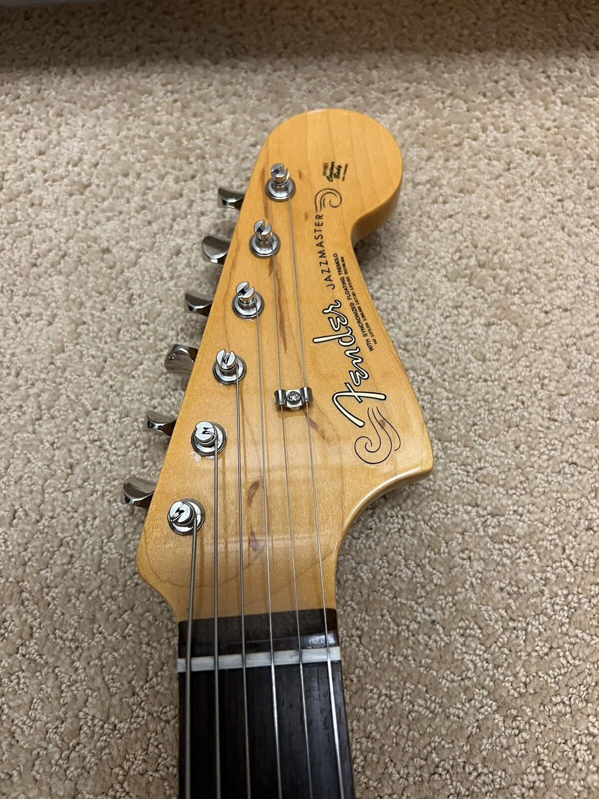 Fender American Vintage 1962 Jazzmaster Sunburst - Picture 10 of 13