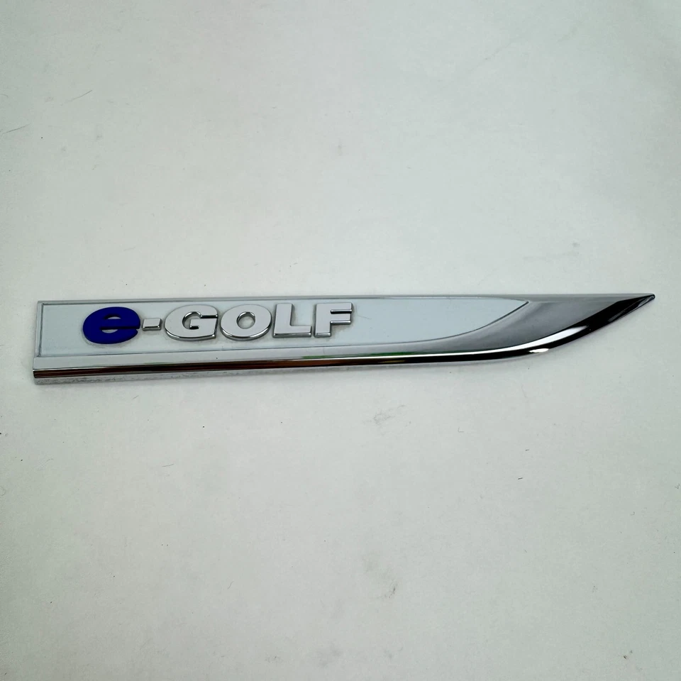 OEM VW 2015 - 2019 Volkswagen e-Golf Front Right Fender Emblem 5GE-853-688-E-JMX - Image 2 of 4