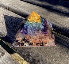 Orgonit Pyramide EMF Raumreinigung Schutz Aura Chakra REIKI Spiritualit&auml;t