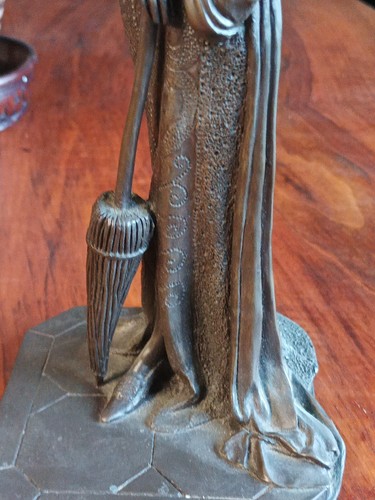 Cold Cast Resin Art Deco 1920s Lady Figurine 12" Heredities? - Picture 5 of 24