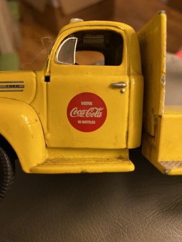 1951 Ford Bottler’s Truck Coca-Cola Die-Cast Metal Replica @1992 - Picture 17 of 17