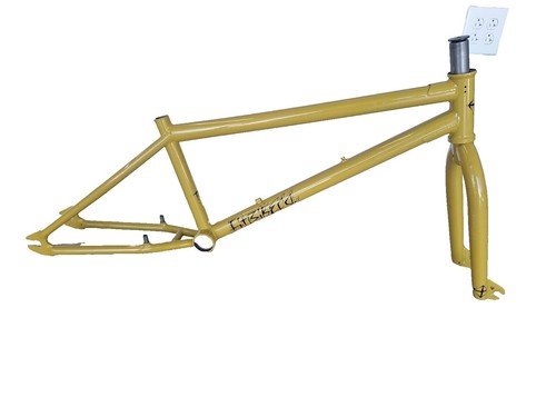 ORIGINAL LOWRIDER 20” Chrome Frame Classic Cruiser Bicycles w/Top