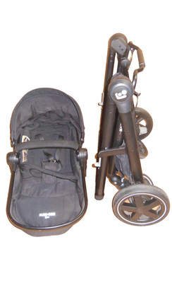 Maxi Cosi Zelia Stroller - Black  (2020) 3-in-1 Reversible seating Stroller