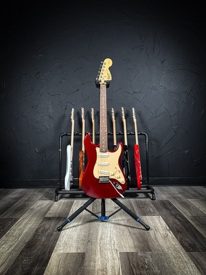 Squier Affinity Stratocaster SSS - Candy Apple Red with Cream Pickguard