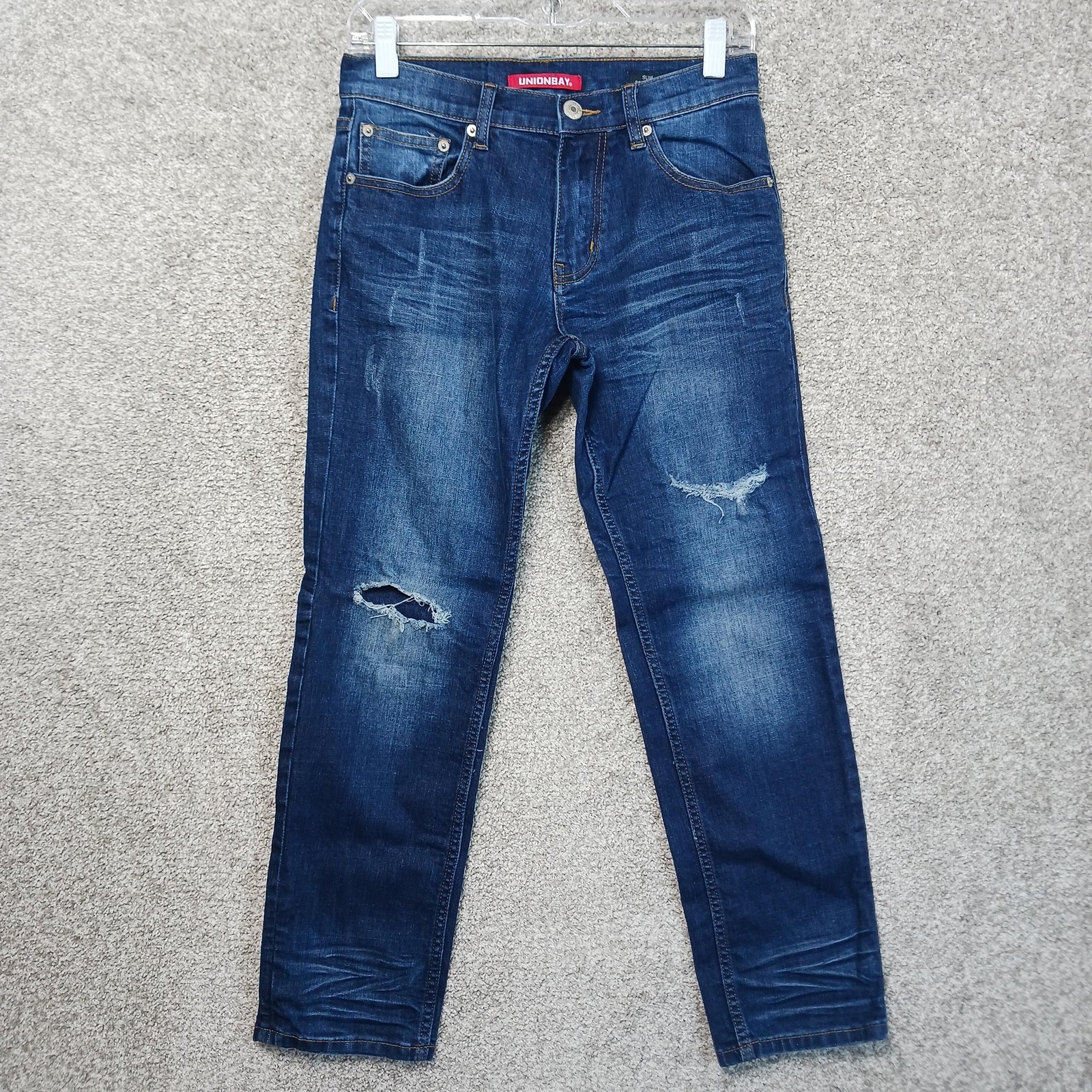 Juniors 3 Blue Wash Mid Rise Distressed 26x28.5