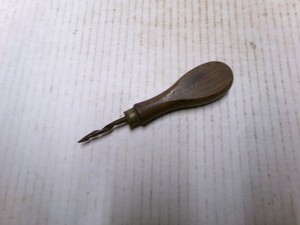 Wooden Handled Gimlet 5" Vintage Tool