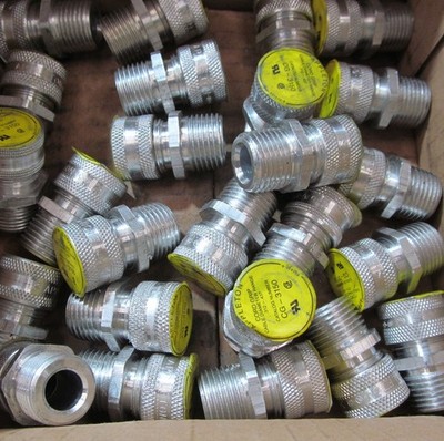 25-PACK APPLETON APP CG-3150 1/2'' ALUMINUM STRAIGHT CORD CONNECTORS .312-.437