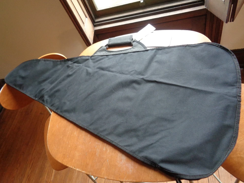 Estuche de Guitarra Clásica Ritter RCG100 Bolsa Estuche de Transporte, Negro y Gris Foto 4 de 4