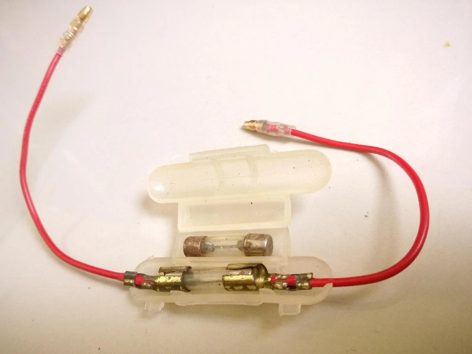 Suzuki TC125 GT185 GT250 TS 185 250 400 T500 GT500 RV125 Battery Fuse Case Assy - Image 4 of 4