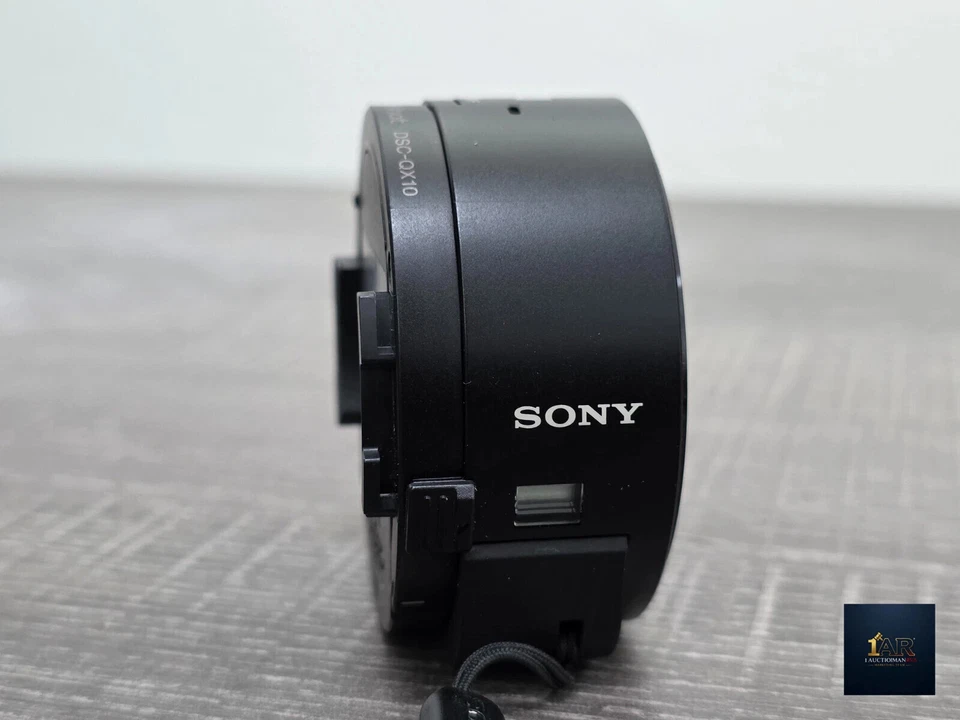 Sony Cyber-Shot DSC-QX10 Lens Style Camera Digital Camera - 90% new - Image 4 of 4