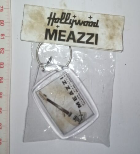 MEAZZI Hollywood Keychain Bass Guitar Instruments 60 Vintage 2000s - Picture 1 of 6