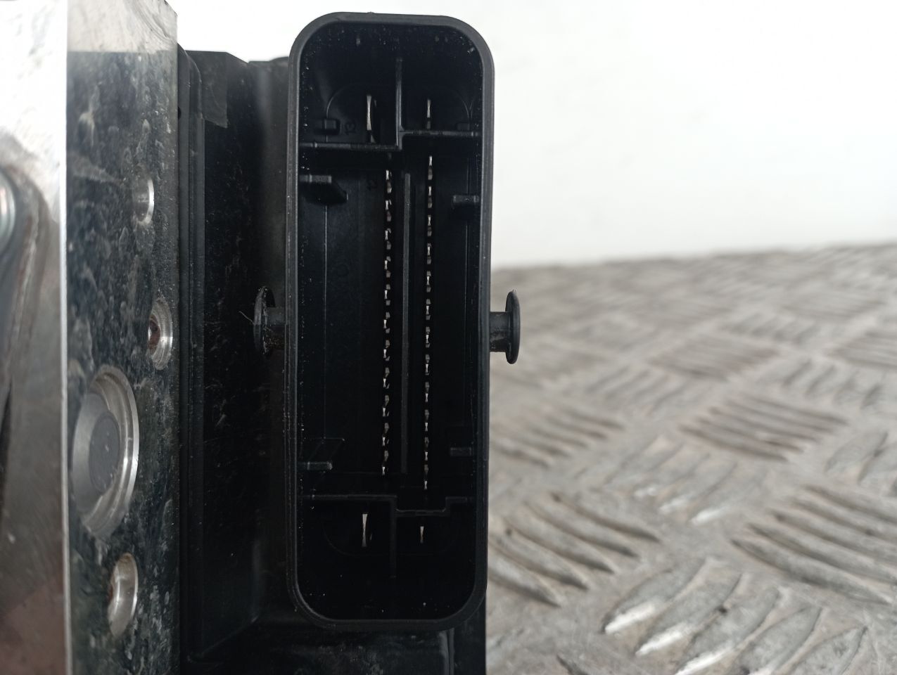 Picture 4 of 5
