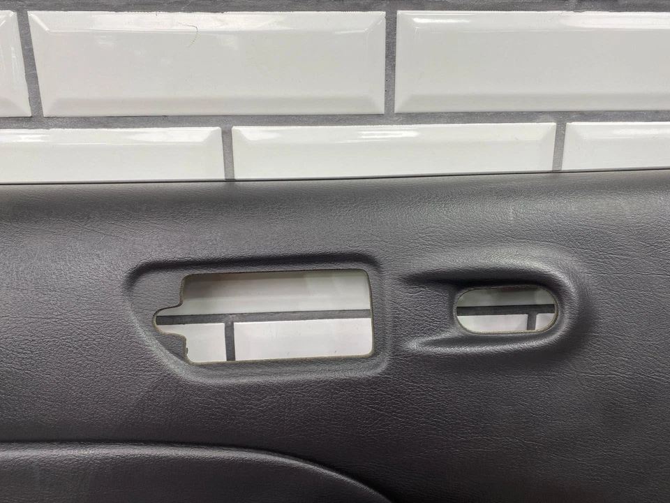 97-02 Plymouth Chrysler Prowler OEM Izquierdo LH Panel de moldura de puerta del conductor Foto 3 de 4