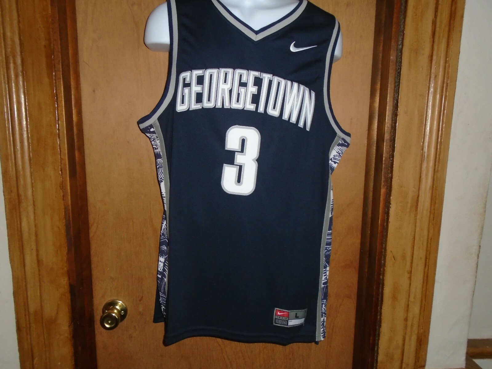 nike allen iverson georgetown jersey