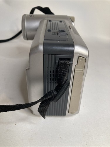 Sharp Viewcam VL-AH151 Hi-8 Analog Camcorder & Accessories Partially Tested - Picture 5 of 18