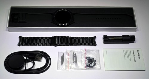 Samsung Galaxy Watch4 Classic 46mm Edelstahlgehäuse + Metallarmband