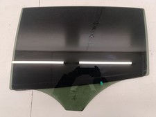 Mercedes-Benz GLA W156 X156 2016 Hinten links Fenster Scheibe T&uuml;r hinten