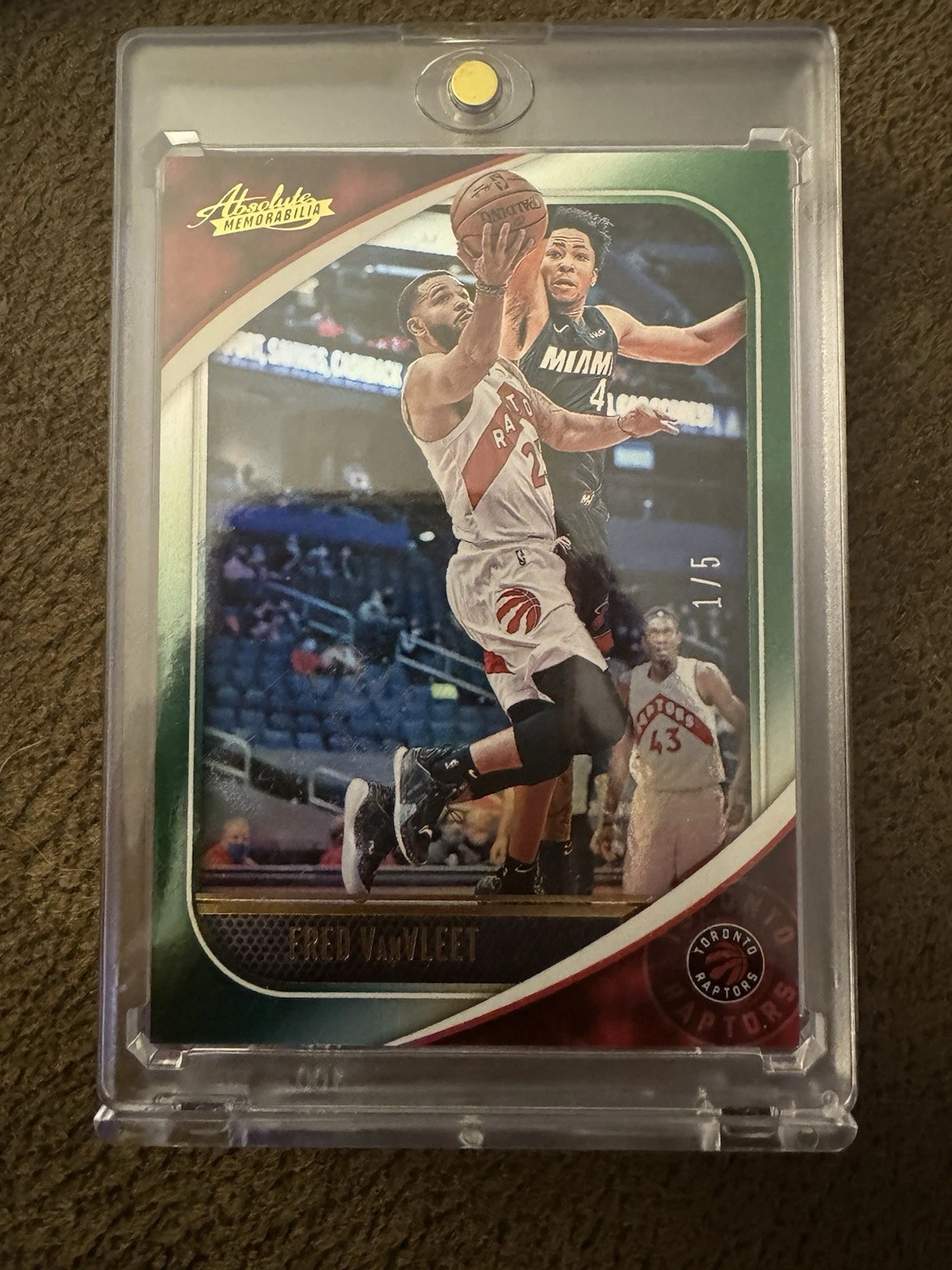 2020-21 Panini Absolute Memorabilia /5 Fred VanVleet Green #92