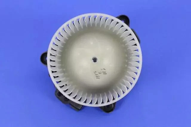 Genuine Mopar Blower With Wheel Motor 4885669AC - Image 4 of 4