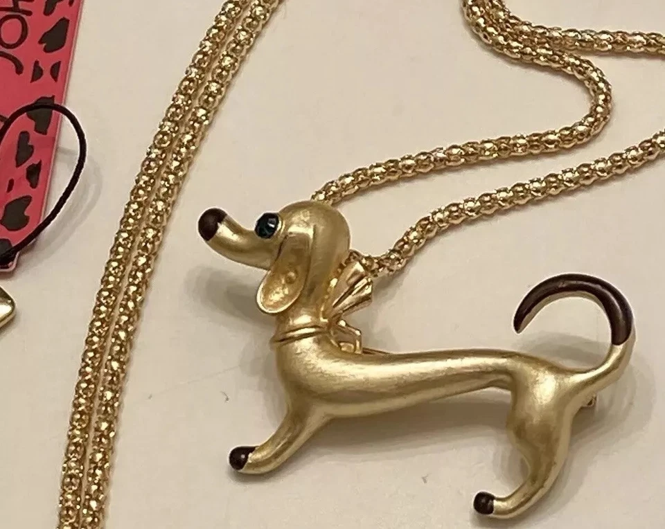 Broche Collar Colgante Perro Dachshund Cristal Esmalte Dorado Betsey Johnson Nuevo con Etiquetas Foto 3 de 4