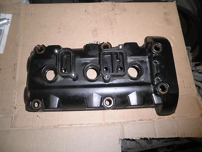 CACHE CULBUTEUR 675 STREET TRIPLE - Photo 1/2