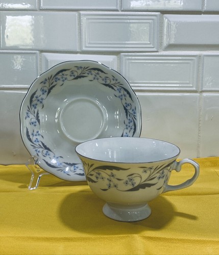 32 Pcs Vintage Made In Poland Karolina Embassy Trimmed Dinnerware Set - Picture 14 of 20